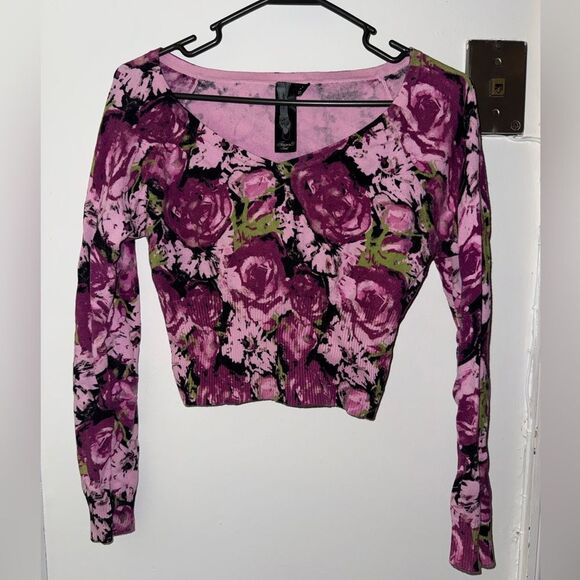 Forever 21 Tops - Forever 21 Pink Floral Crop Top